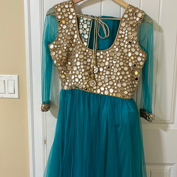 Indian attire - Picture 1 of 2